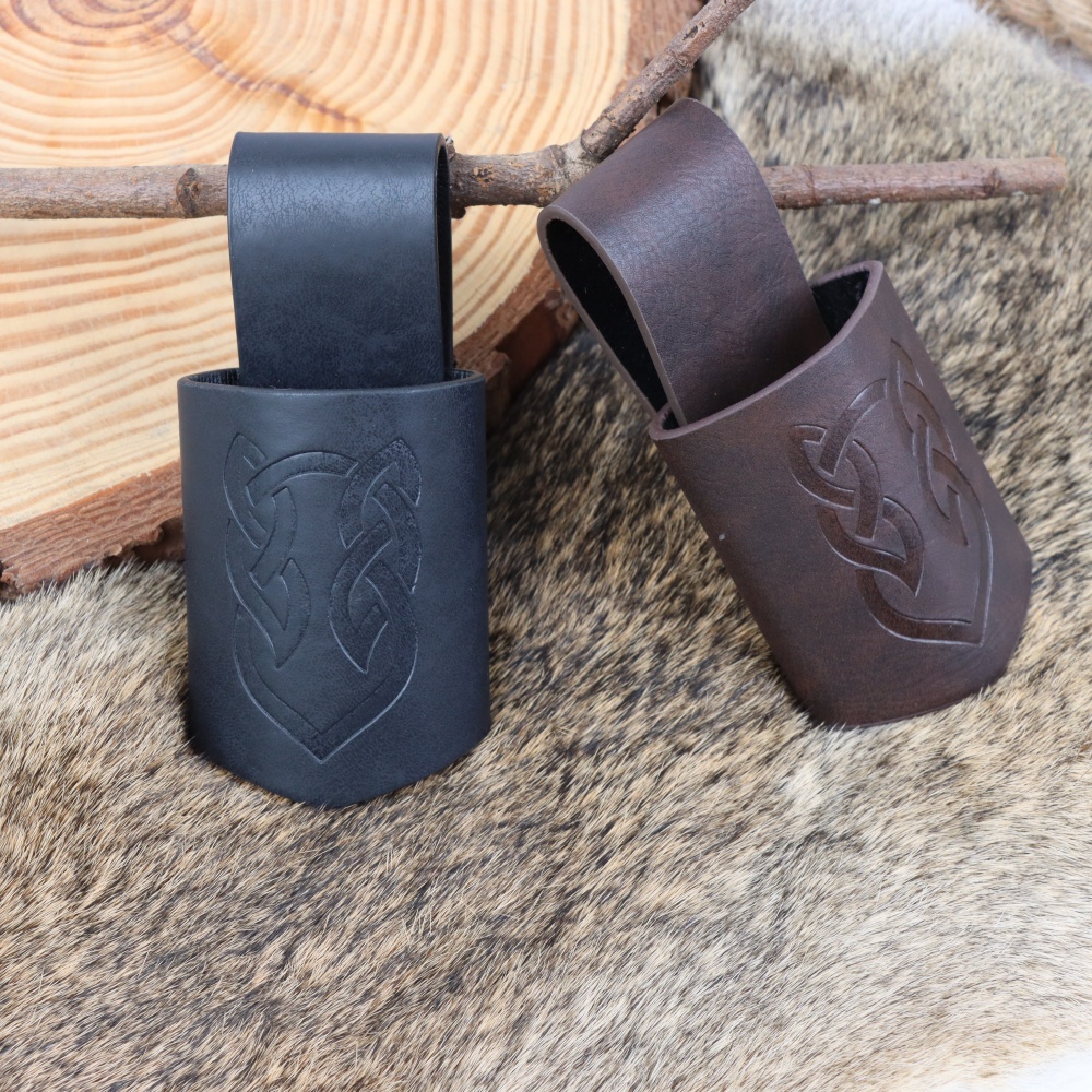 Cosplay Prop Dagger - Faux Leather Medieval Viking Sword Holder