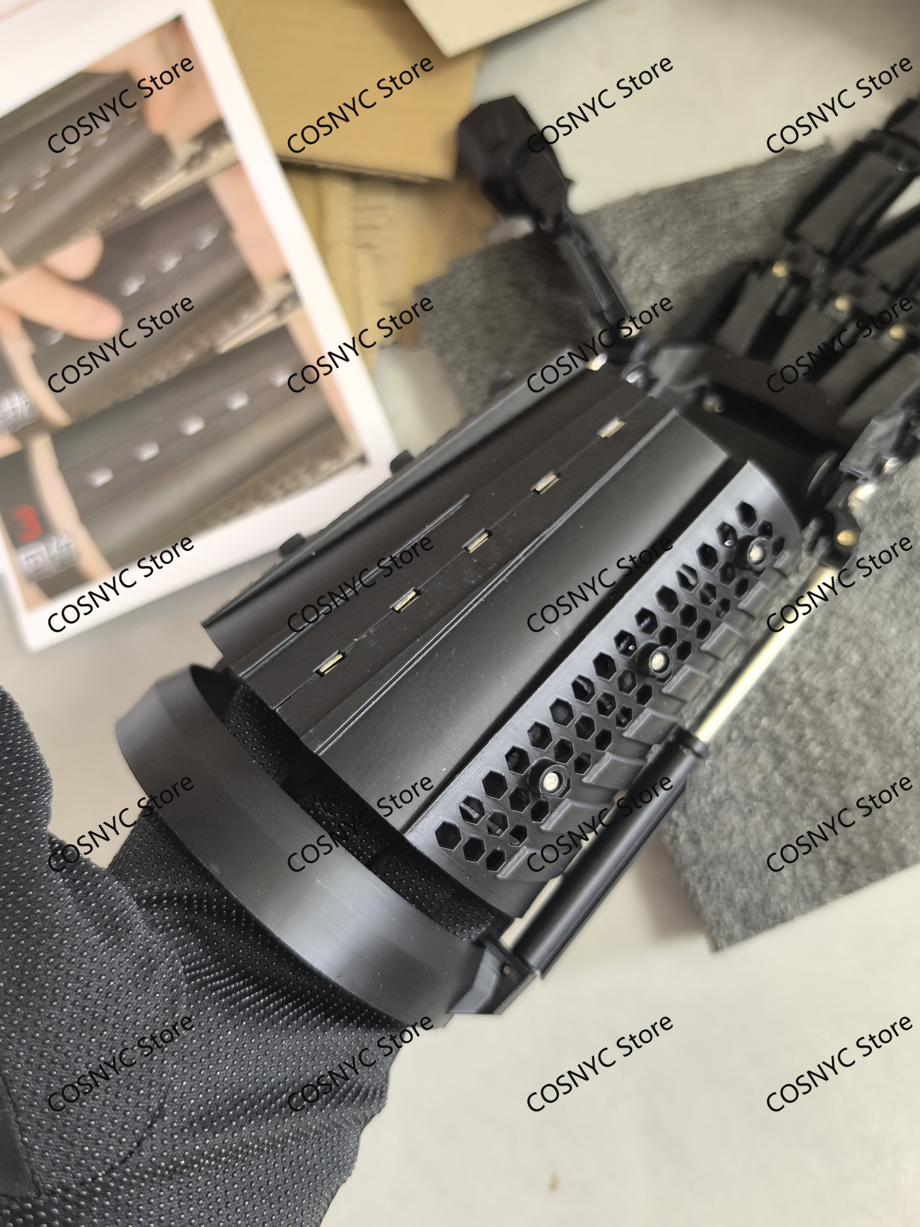 Wearable Machinery Gauntlet Cy - огляд і ціна Cosplay Prop 3D Print