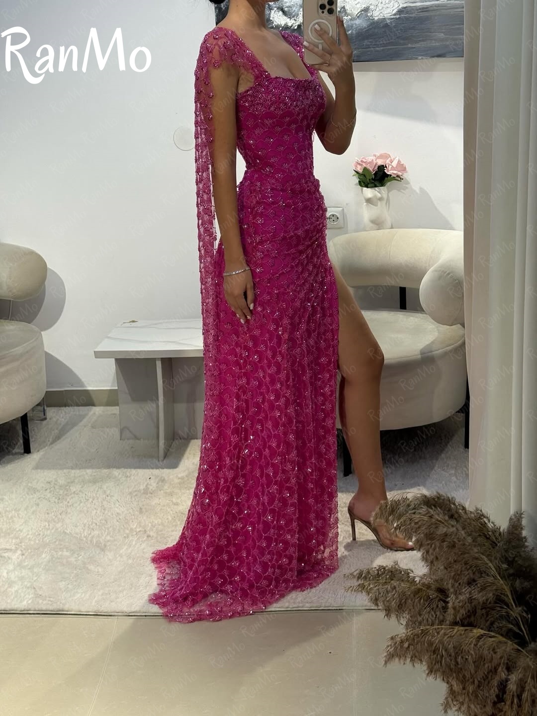 Ranmo Sparkly Sequined Pink Ev - огляд і ціна Briar Cosplay Prop