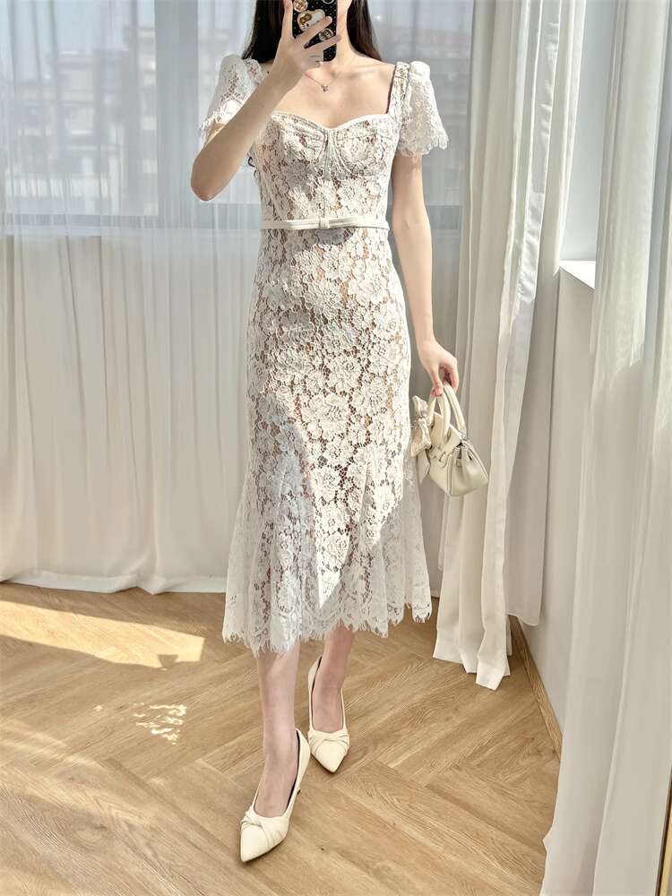 Elegant Embroidery Lace Formal - огляд і ціна Briar Cosplay Prop